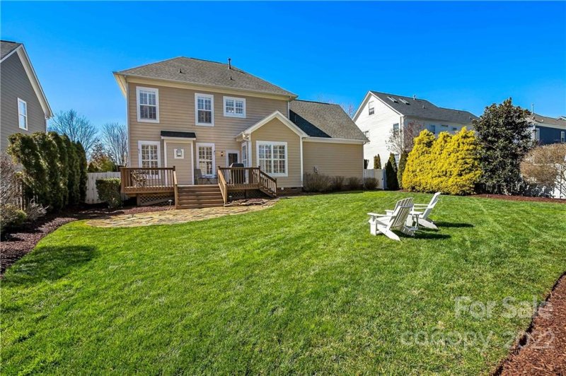 Property image 4 at 17202 Pennington Drive, Huntersville, NC 28078