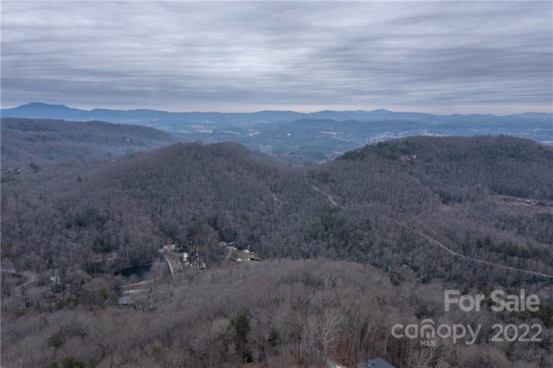 Property image 2 at 637 Burnside Trail, Hendersonville, NC 28792