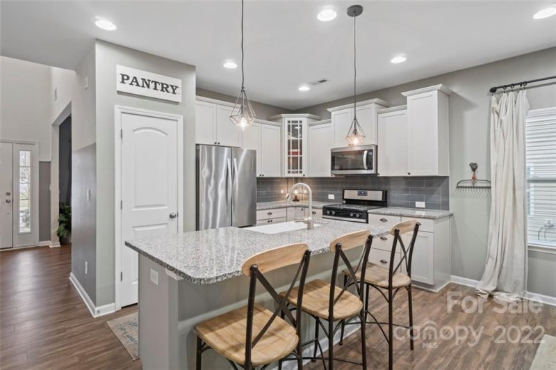 Property image 4 at 126 Paradise Hills Circle, Mooresville, NC 28115