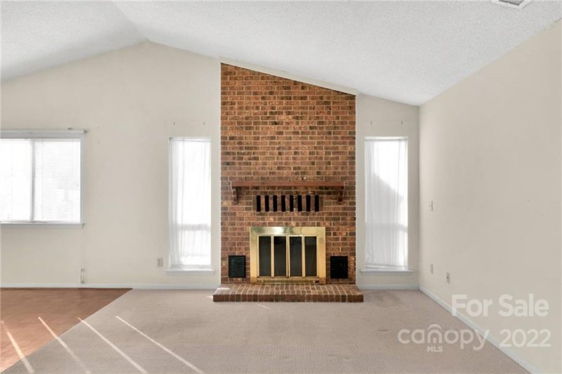 Property image 4 at 1035 Sardis Cove Drive, Charlotte, NC 28270