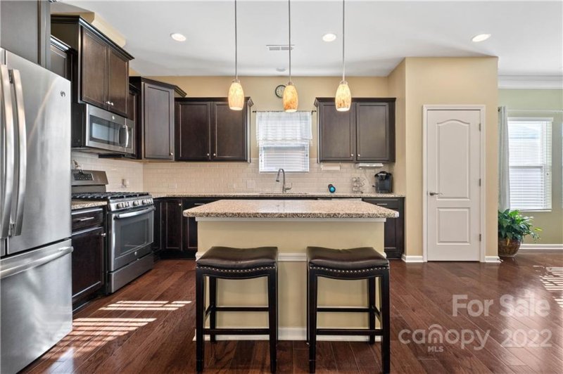 Property image 3 at 1559 Spring Blossom Trail, Fort Mill, SC 29708