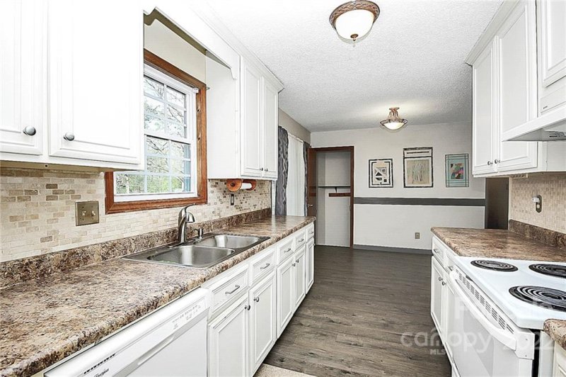 Property image 2 at 1415 Anderson Street, Gastonia, NC 28054