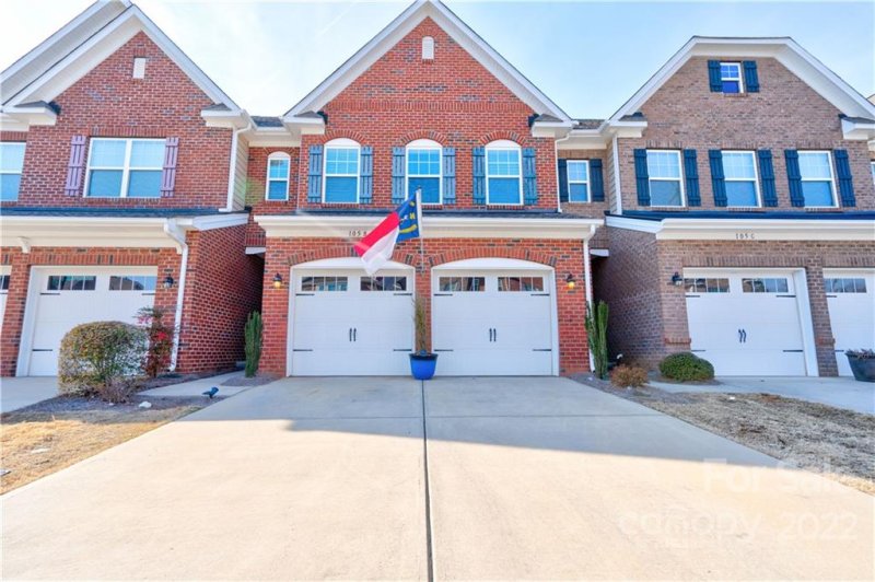 105 Burlingame Court