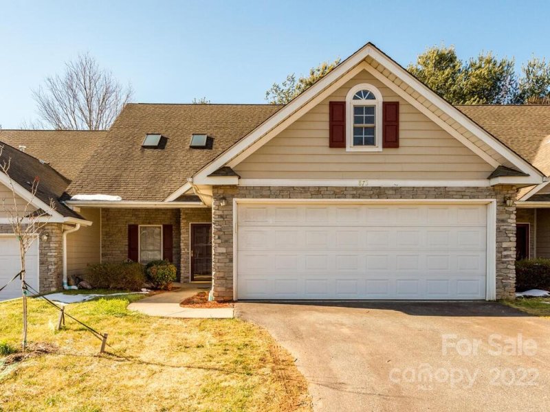 Property image 2 at 873 West Pointe Drive, Asheville, NC 28806