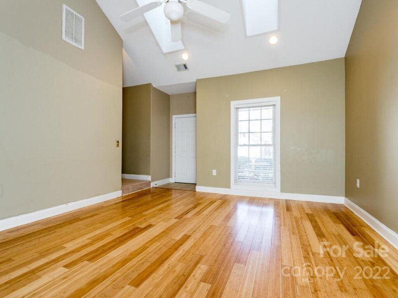 Property image 5 at 873 West Pointe Drive, Asheville, NC 28806