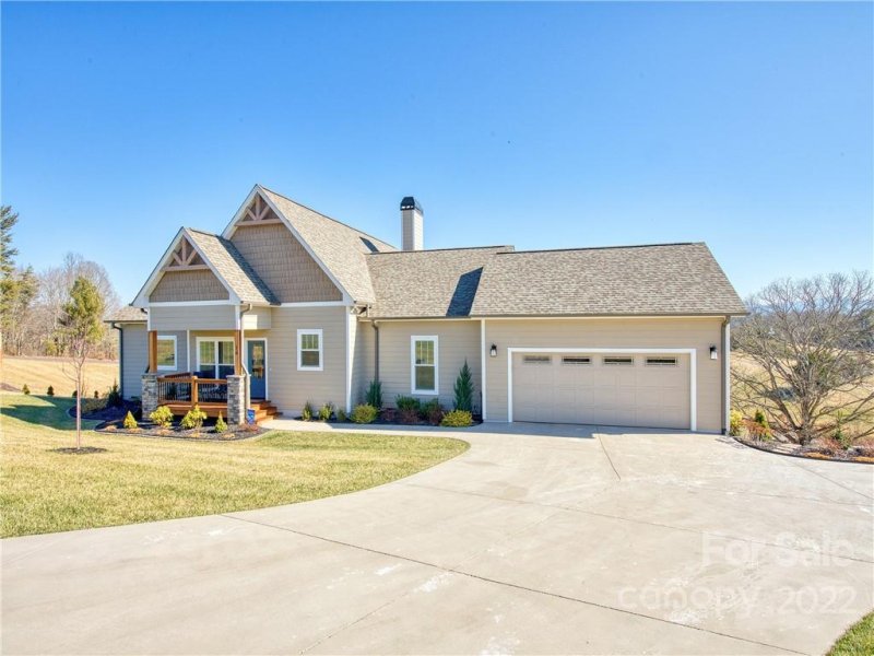 Property image 3 at 16 Enchanted Oak Lane, Alexander, NC 28701