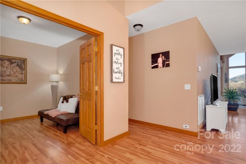 Property image 5 at 266 Hawks Crest Drive, Waynesville, NC 28786