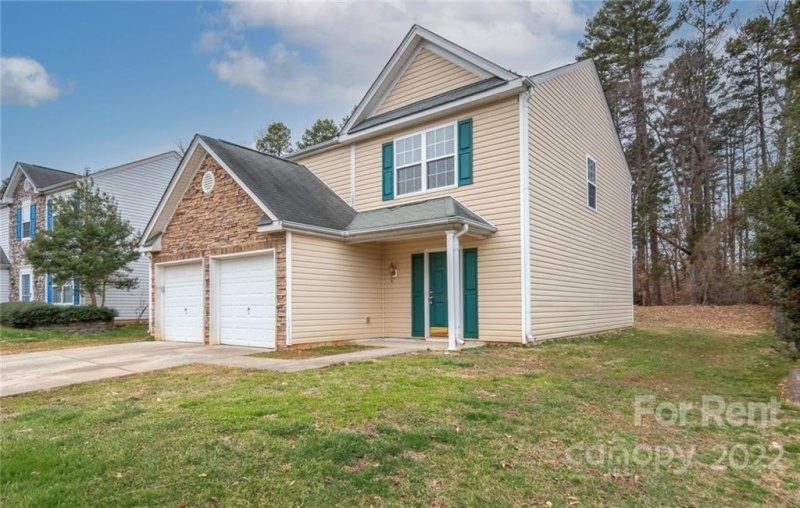 Property image 2 at 1435 Highfield Court, Charlotte, NC 28216
