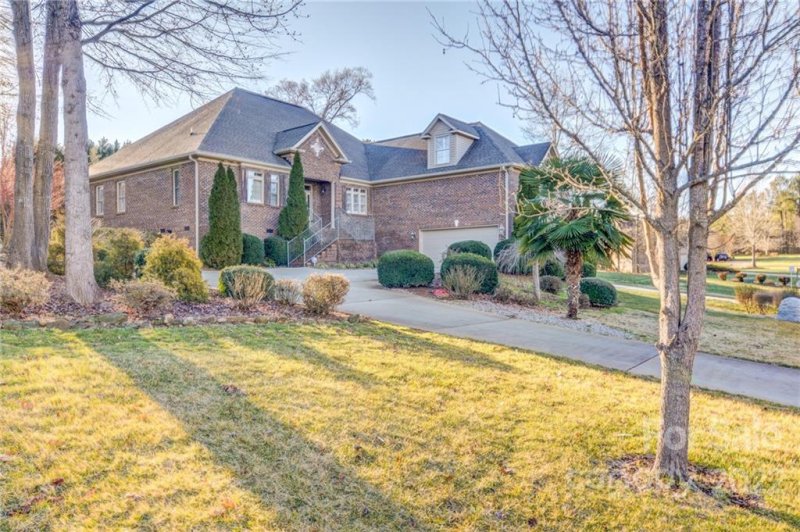 249 Highland Forest Drive