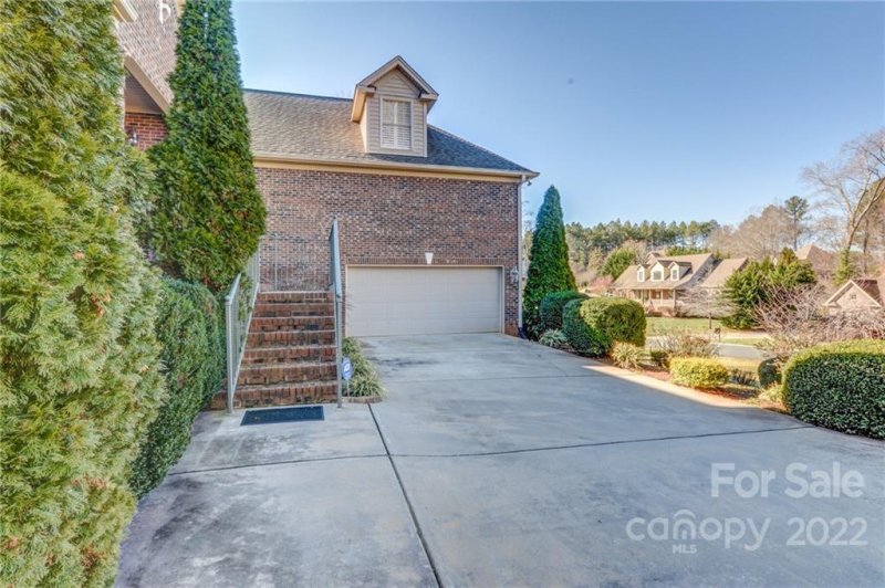 Property image 4 at 249 Highland Forest Drive, Clover, SC 29710