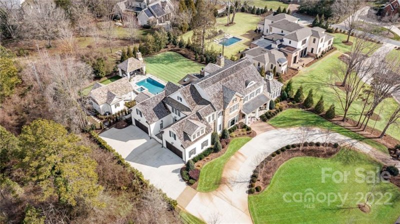 Property image 4 at 5330 Carmel Crest Lane, Charlotte, NC 28226