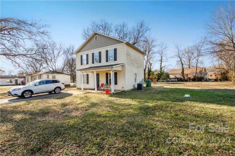 Property image 2 at 214 Harrison Street, Charlotte, NC 28208