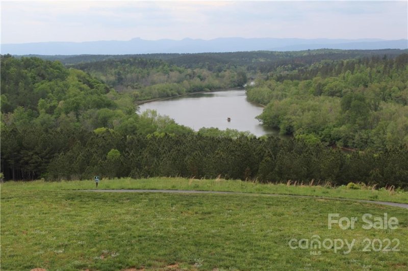 Property image 3 at 175 Edgewater Point, Valdese, NC 28690