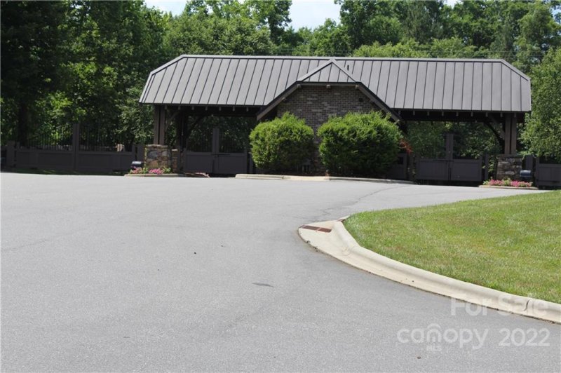 Property image 5 at 175 Edgewater Point, Valdese, NC 28690