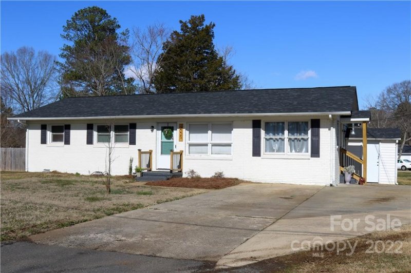 Property image 2 at 2225 Linwood Street, Rock Hill, SC 29732