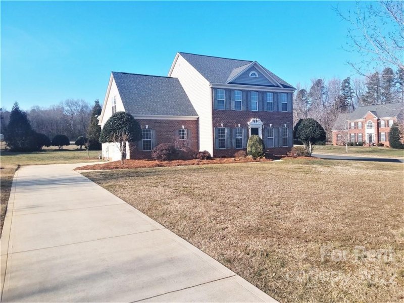 Property image 3 at 8115 Foal Court, Mint Hill, NC 28227