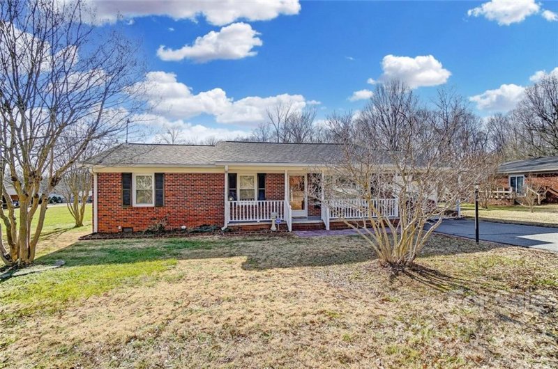 Property image 4 at 309 Meadowood Circle, Kannapolis, NC 28081