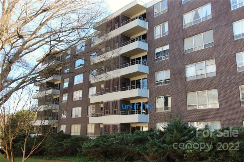 Property image 3 at 1300 Reece Road, Charlotte, NC 28209