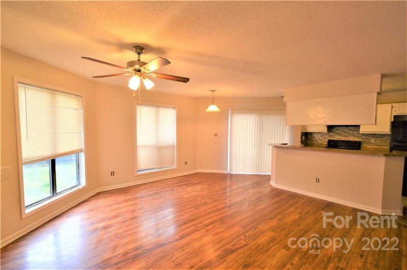 Property image 5 at 8157 Cedar Glen Drive, Charlotte, NC 28212