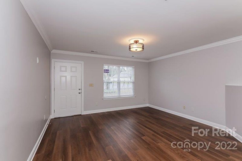 Property image 2 at 5240 Beam Lake Drive, Charlotte, NC 28216