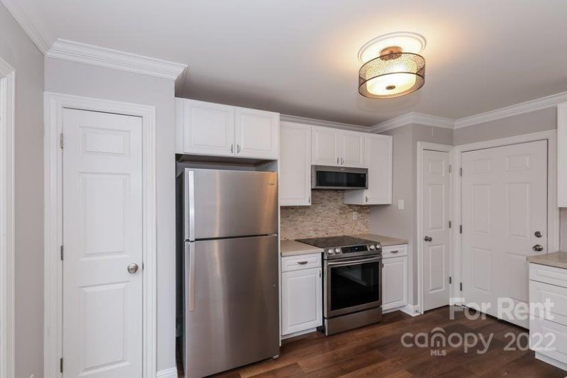 Property image 5 at 5240 Beam Lake Drive, Charlotte, NC 28216