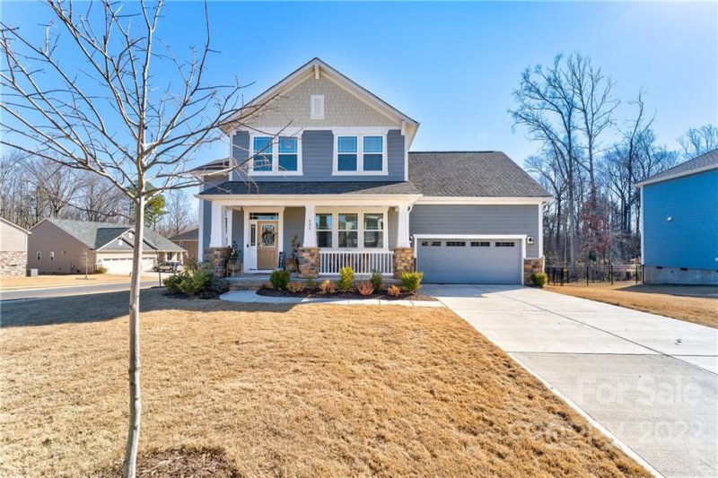 Property image 2 at 420 Sandbar Point, Lake Wylie, SC 29710