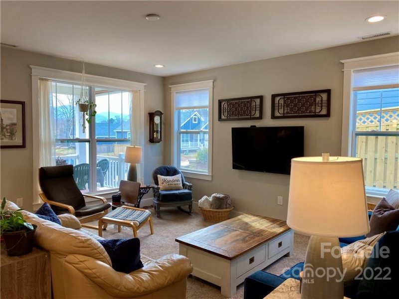 Property image 3 at 1124 Blueview Drive, Black Mountain, NC 28711