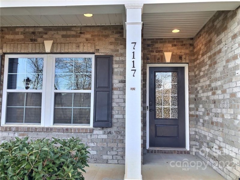 Property image 2 at 7117 Barefoot Forest Drive, Charlotte, NC 28269