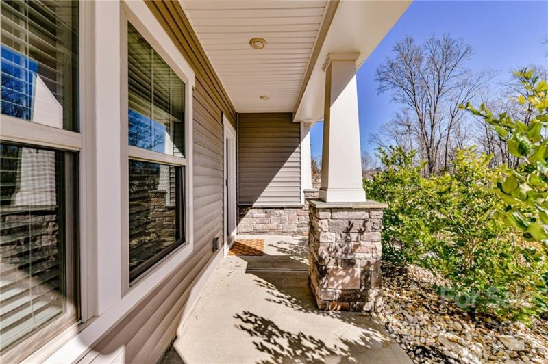 Property image 5 at 2035 Saxon Place Drive, Fort Mill, SC 29715