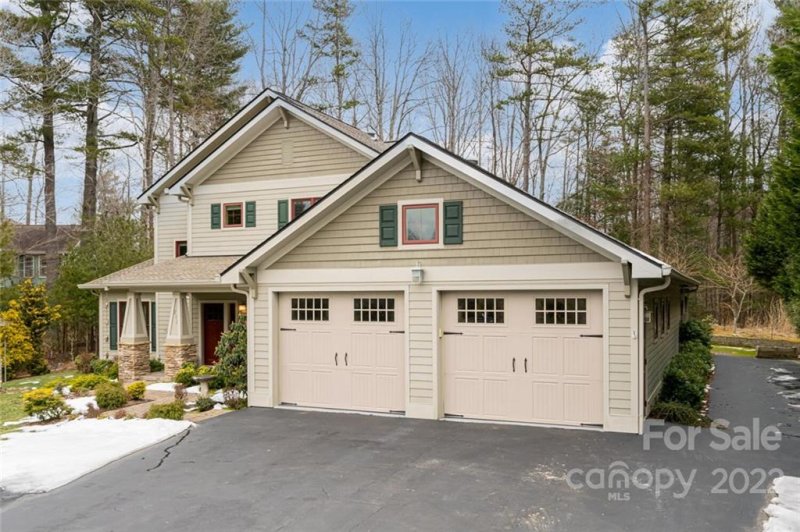 Property image 2 at 213 Solomons Cove Road, Flat Rock, NC 28731