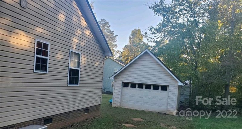 Property image 2 at 7828 Katherine Drive, Denver, NC 28037