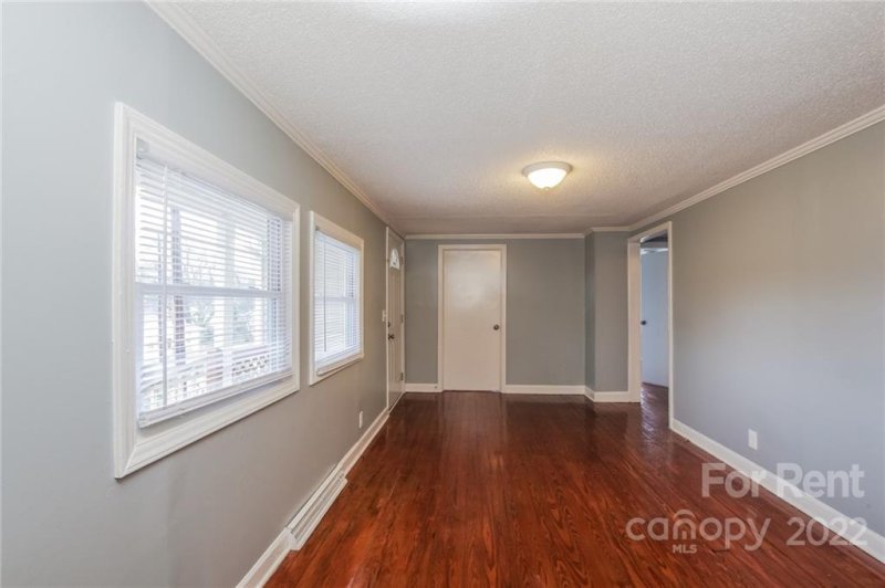Property image 2 at 1104 5th Avenue, Gastonia, NC 28052