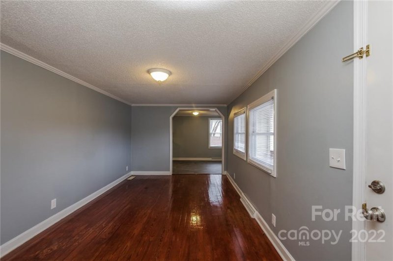 Property image 4 at 1104 5th Avenue, Gastonia, NC 28052