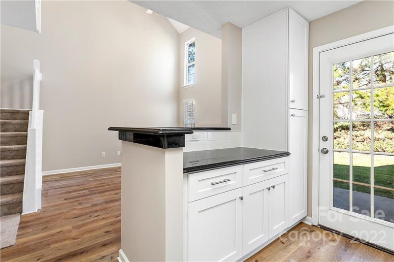 Property image 4 at 8418 Southgate Commons Drive, Charlotte, NC 28277