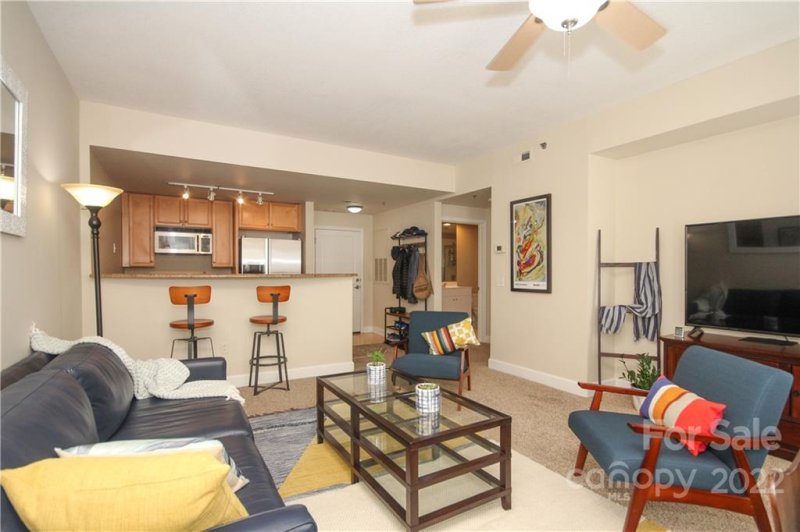 Property image 5 at 1320 Fillmore Avenue, Charlotte, NC 28203