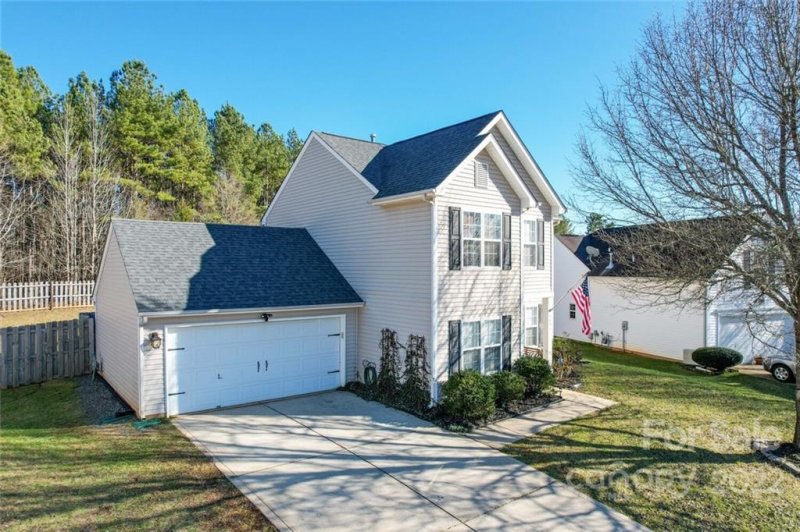 Property image 2 at 6837 Babbling Brook Lane, Concord, NC 28025