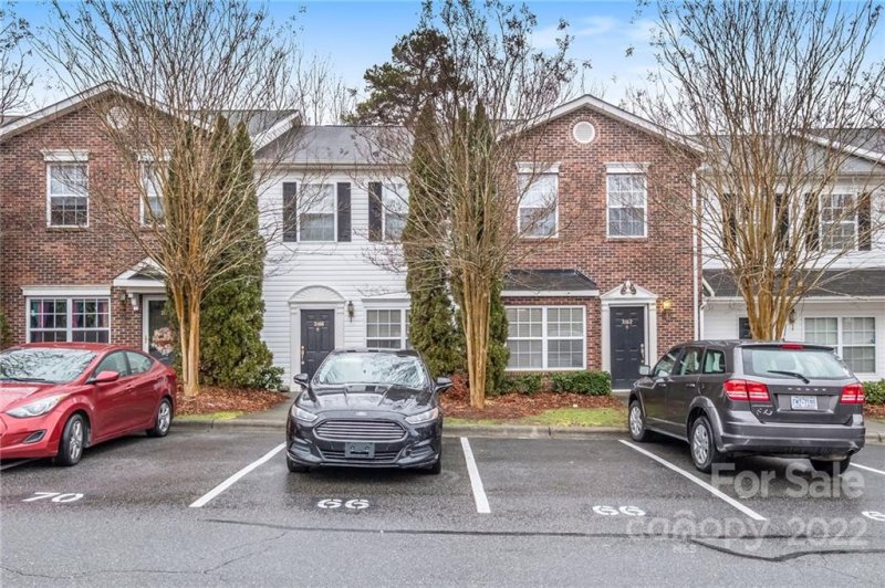 Property image 2 at 2162 Sardony Lane, Charlotte, NC 28213