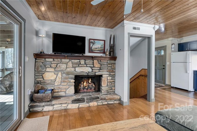 Property image 4 at 35 Pride And Joy Lane, Lake Toxaway, NC 28747