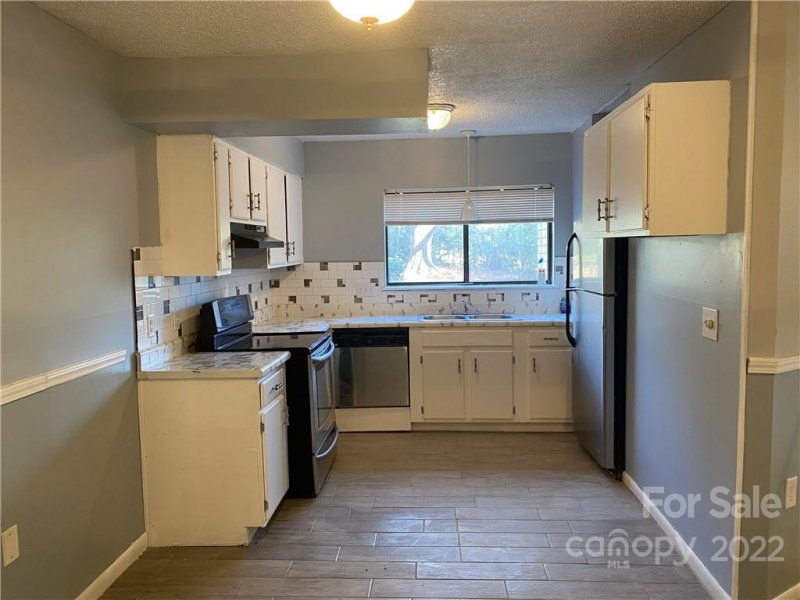 Property image 5 at 4831 Spring Lake Drive, Charlotte, NC 28212