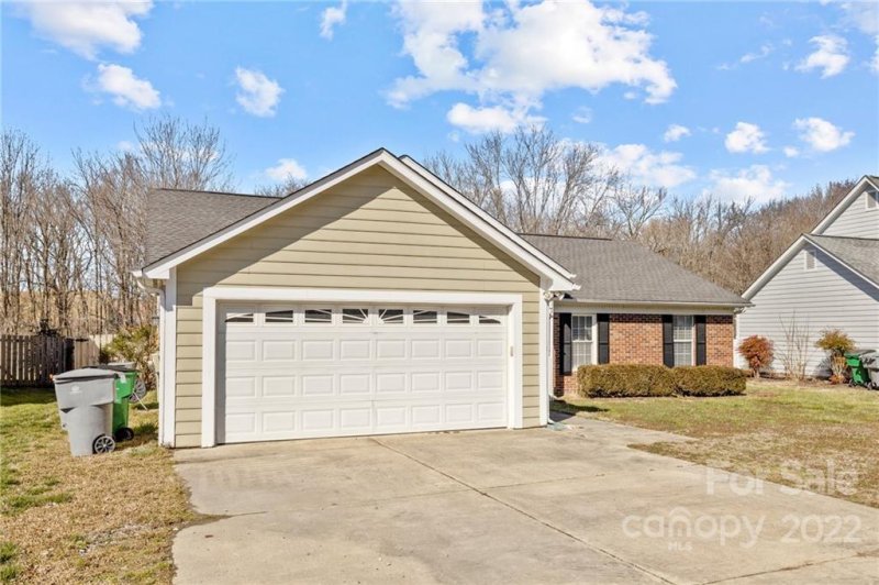 Property image 2 at 12109 Landing Green Drive, Charlotte, NC 28277