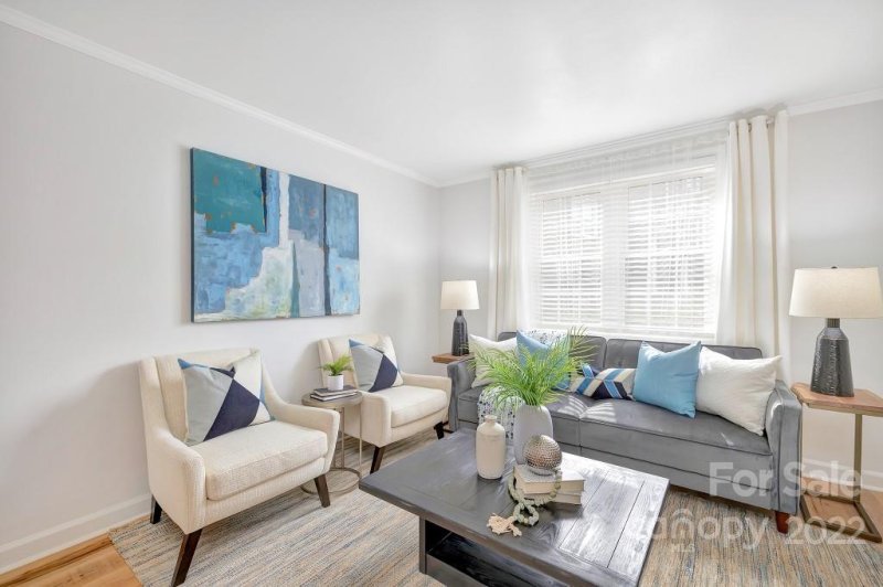 Property image 2 at 916 Mcalway Road, Charlotte, NC 28211