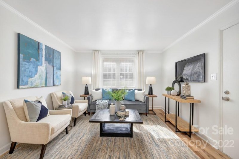 Property image 3 at 916 Mcalway Road, Charlotte, NC 28211