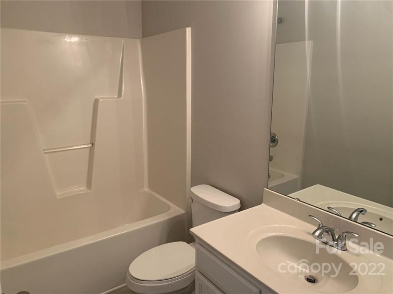 Property image 5 at 5765 Seths Drive, Charlotte, NC 28269