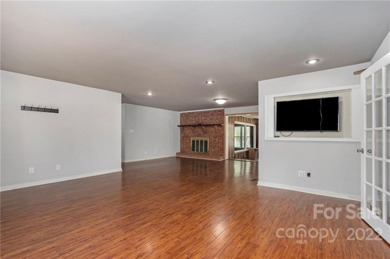 Property image 5 at 216 Cliffside Drive, Kannapolis, NC 28081