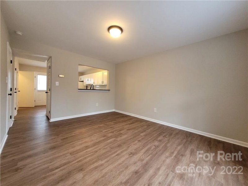 Property image 4 at 270 South Circle Drive, Concord, NC 28027