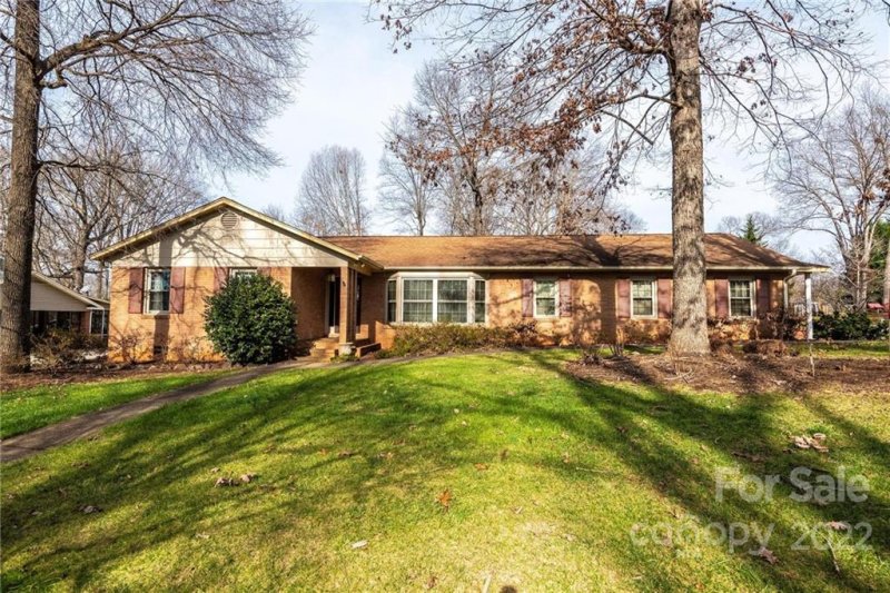 Property image 4 at 1191 18th Avenue, Hickory, NC 28601