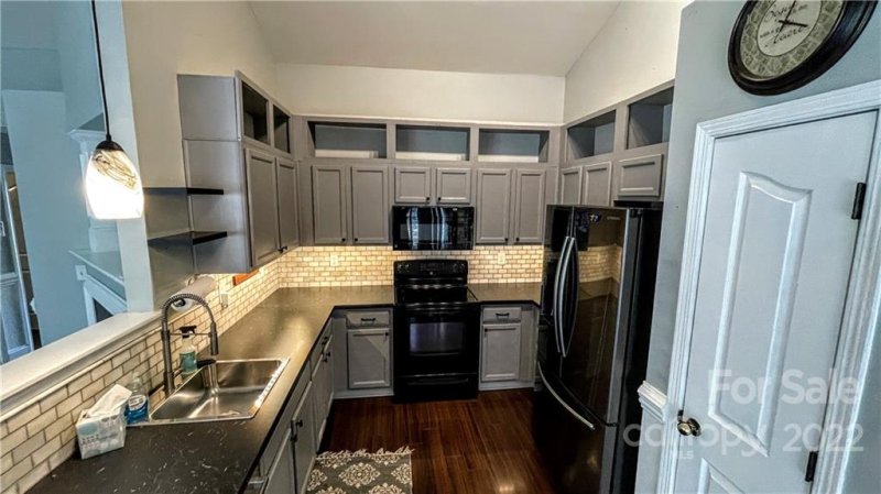 Property image 3 at 6631 Sunman Road, Charlotte, NC 28216