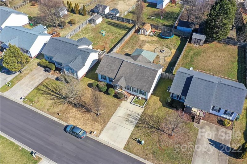 375 Wakemeadow Place