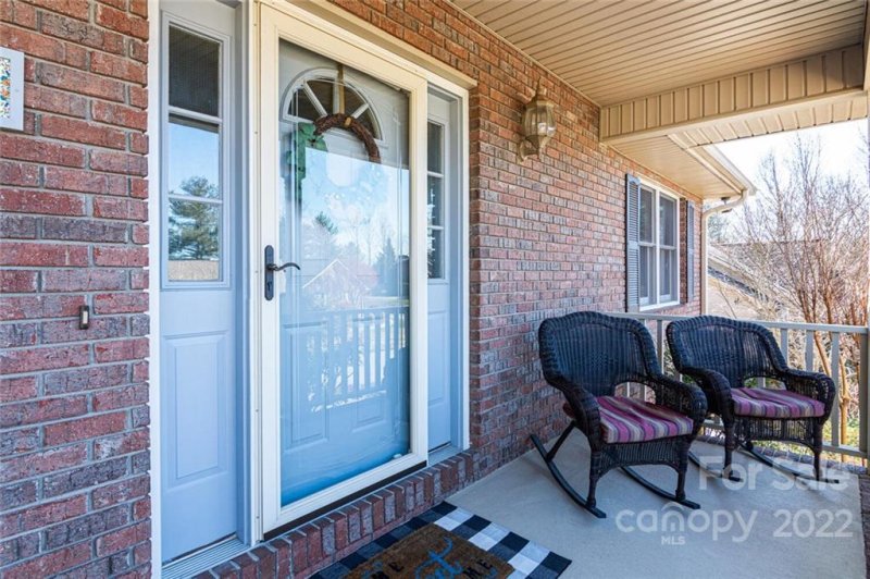 Property image 3 at 330 Mountain Valley Drive, Hendersonville, NC 28739