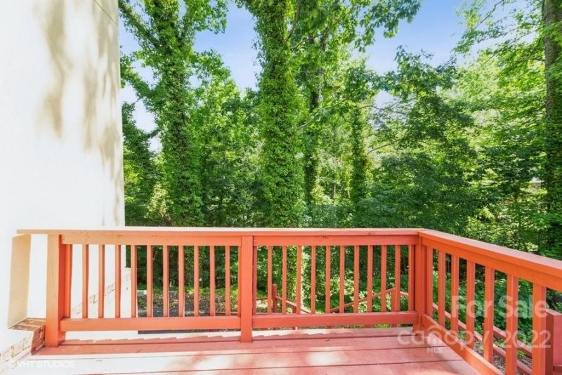 Property image 3 at 2820 Bustlehead Court, Charlotte, NC 28262